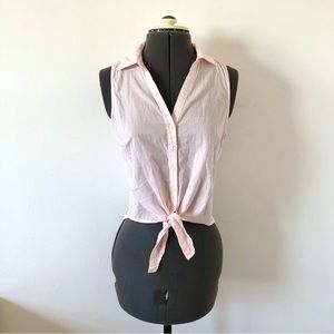 🎀 5/$25 Forever 21 baby pink sleeveless tie front shirt sz S